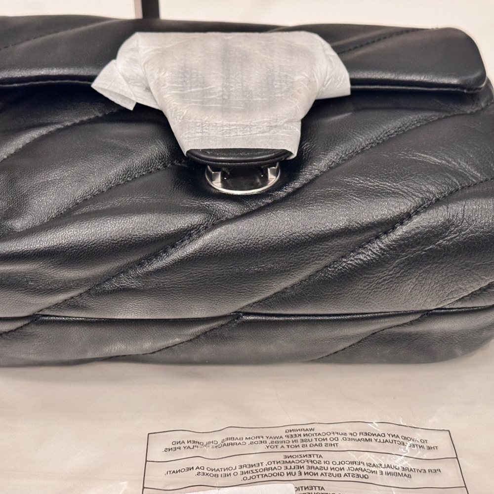 Genuine Lambskin Leather Quilted Shoulder Bag – Soft & Chic 22CM - Picture 10 of 12